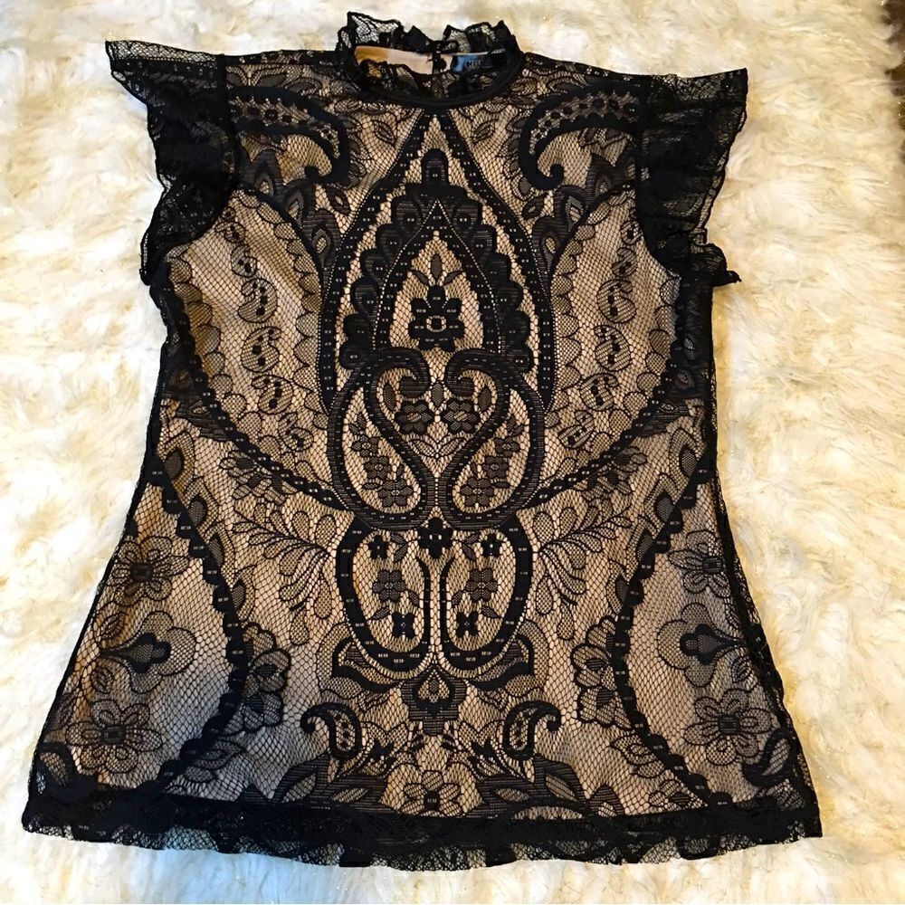 CURE Lace over nude, lace cap sleeve top